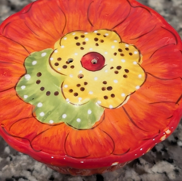 Vintage Bright Floral Salt & Pepper Set - Picture 4 of 8